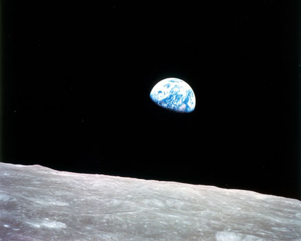 1968: Earthrise (Apollo 8)