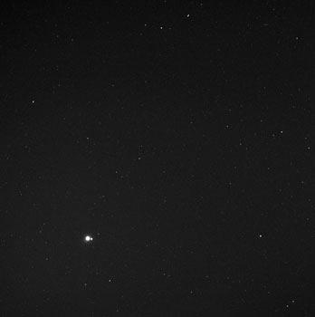 2010: Earth and Moon as seen from Mercury (Messenger)